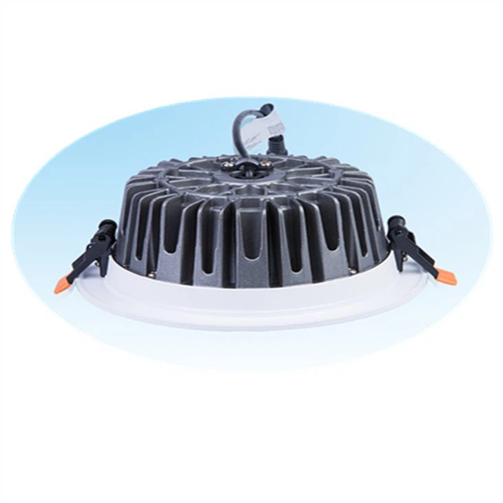 Strop s kratkim svjetlima