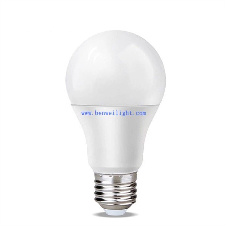 Led svjetiljka E27 od 12 V