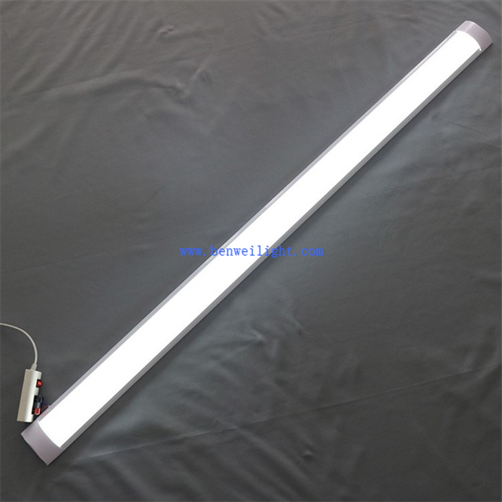 Surface Mount Batten Light (2)